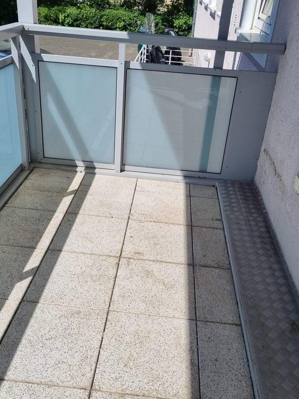 Nachher: derselbe Raum besenrein nach der Entrümpelung in Darmstadt