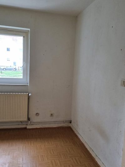 Nachher: derselbe Raum besenrein nach der Entrümpelung in Idstein