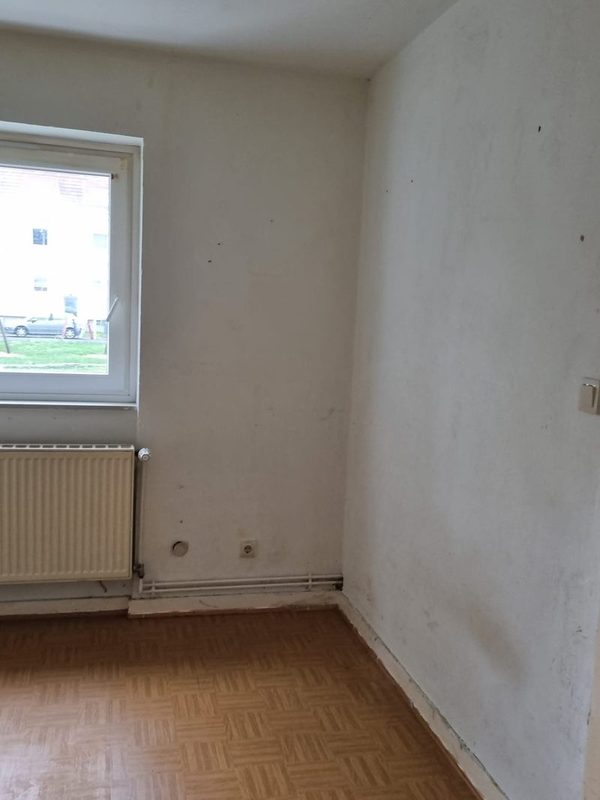 Nachher: derselbe Raum besenrein nach der Entrümpelung in Idstein